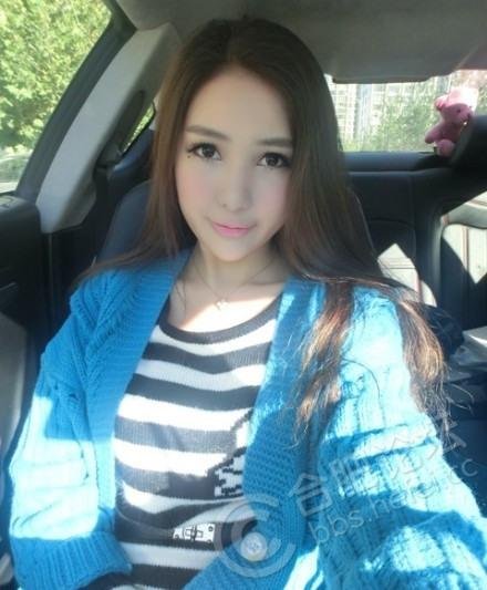 现实美女图片