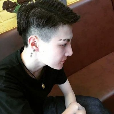 正太漫画 女孩洗澡 澡堂 儿童内裤男 男孩三角泳裤 女孩腹肌 13岁小孩