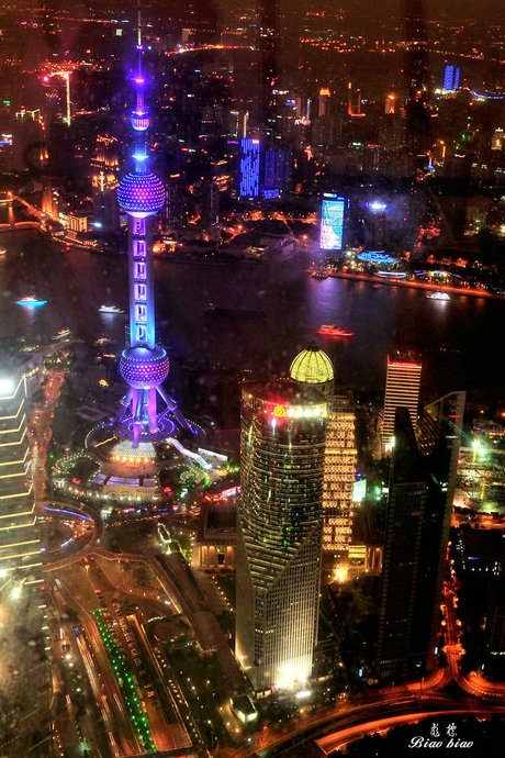 【上海环球金融中心观光台俯拍夜景摄影图片】生活摄影_太平洋电脑网