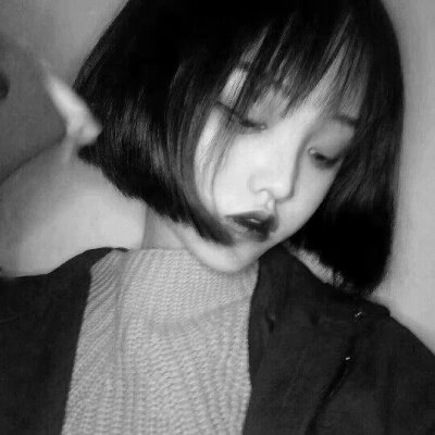 丧气头像女生 黑白 高清 颓废的丧气 黑白女生头