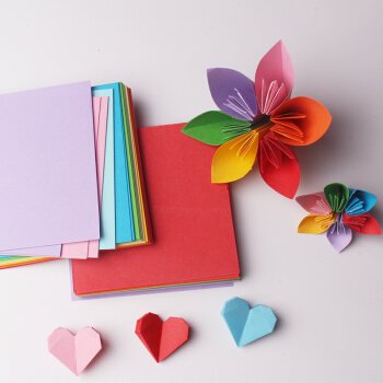 卡纸手工花朵制作方法
