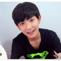 相关搜索 tfboys王俊凯王源易烊千玺素颜照 tfboys王俊凯的老婆