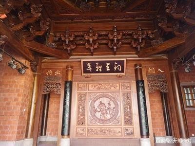 【五绝】《五店市露天戏台》庄灿煌
