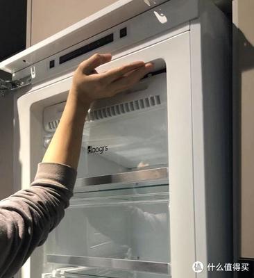 嵌入式冰箱怎么散热