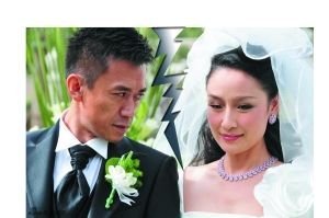离婚协议男方净身出户怎么写