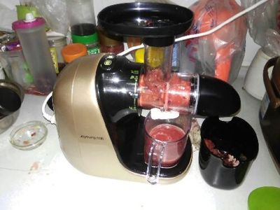 用榨汁机怎样榨石榴汁
