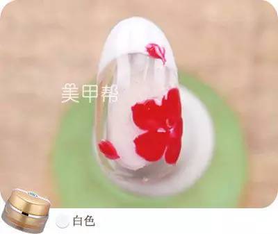 美甲花瓣最简单的画法