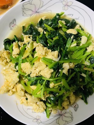 菠菜鸡蛋片的做法大全家常