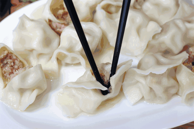 猪肉香菇水饺能吃不