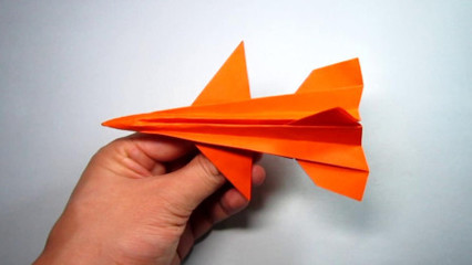 仿真纸飞机