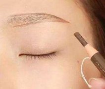 周公解梦眉毛