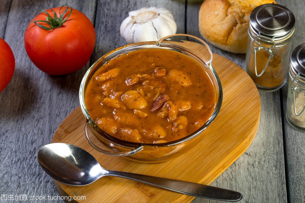 Delicious Fasolia Recipe: How to Make Traditional Greek Bean Stew