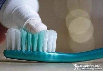 牙膏 塑料