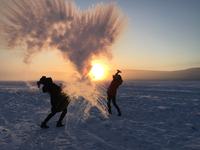 零下20度可以泼水成冰吗