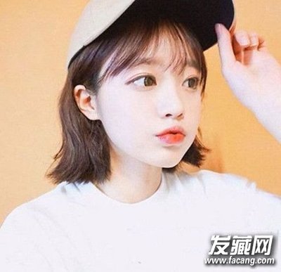 短发帽子搭配