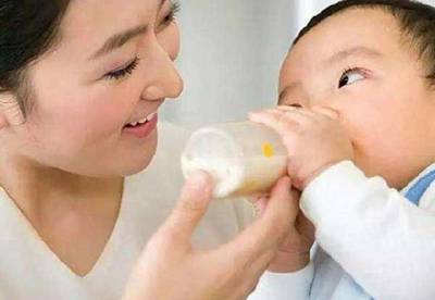 2个月宝宝不喝奶粉怎么办