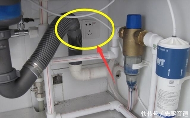 厨房墙上插座怎么洗