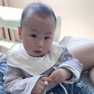 宝宝一般几个月攒肚子