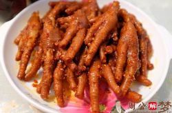梦见自己炒菜给别人吃