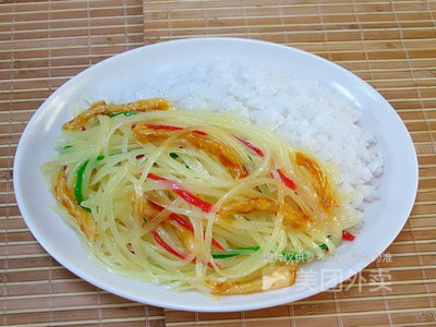 土豆盖浇饭