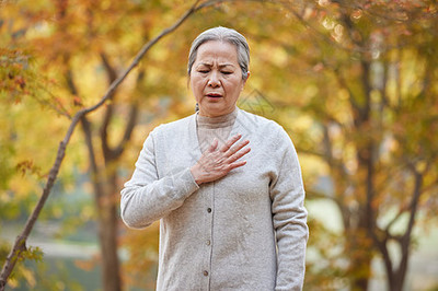 老年人心慌是怎么回事