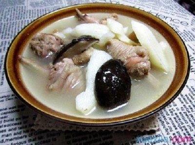 坐月子能喝鸭汤吗