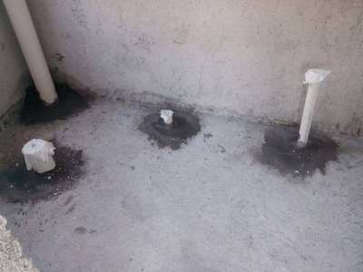 厨房排水管漏水属于物业那