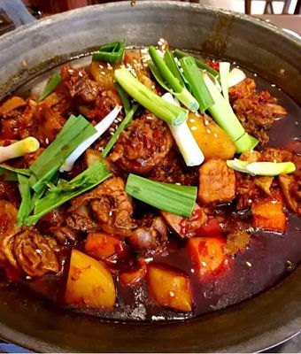 红萝卜炒土鸡做法大全家常