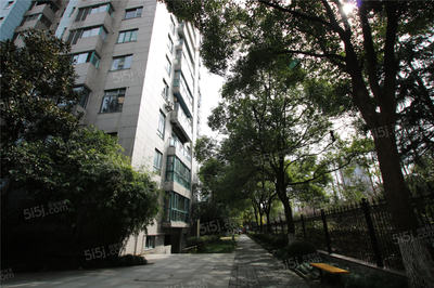 利兹城市公寓