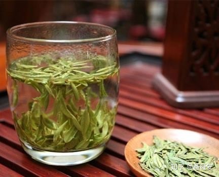 绿茶和乌龙茶哪个减肥效果好