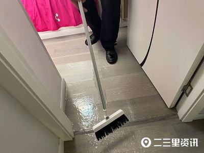 厨房暖气管装修
