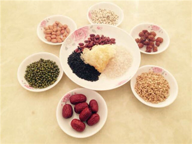 腊八粥的制作方法和食材