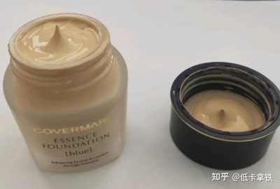 痘肌粉底液