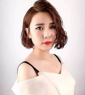 泡面头 短发