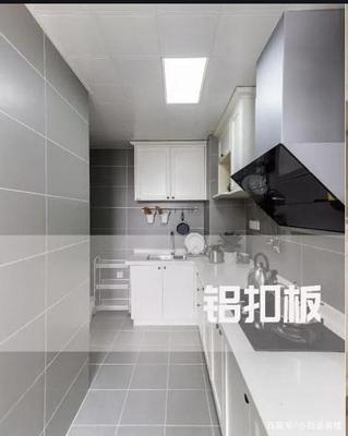 厨房集成吊顶清洁