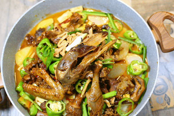 孜然鸭肉片的做法大全家常