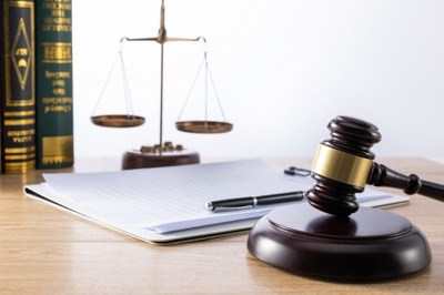 刑事诉讼期间开始的时和日