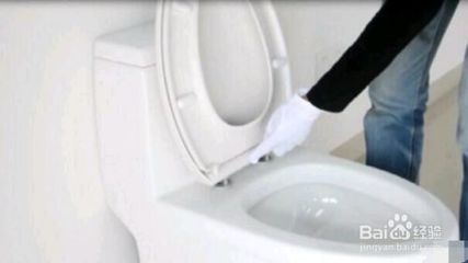 马桶盖怎么拆卸