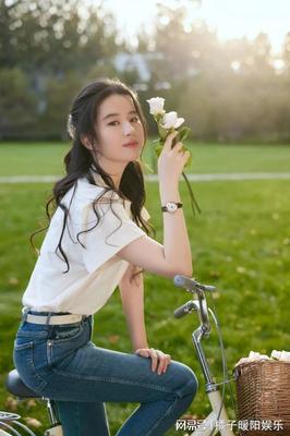 喜欢白色的男人的性格