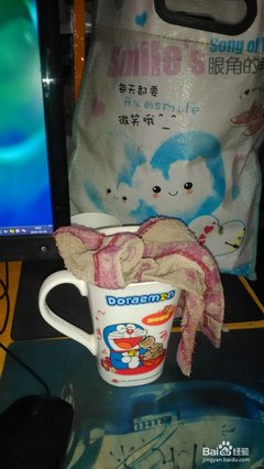 如何去除玻璃杯子里的茶垢