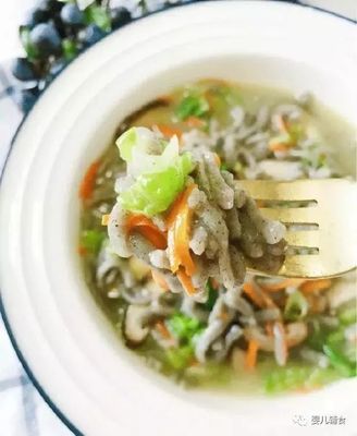 胡萝卜炒香菇辅食