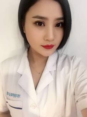 美容师上台自我介绍