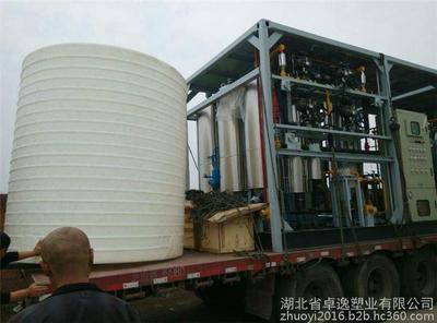 武汉30吨塑料水箱