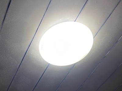 厨房led圾顶灯不亮