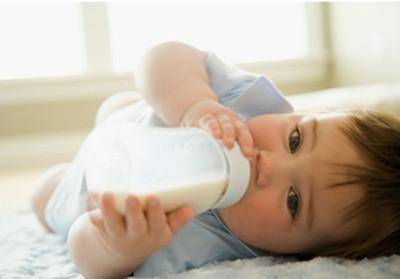 母乳不够加奶粉怎么加