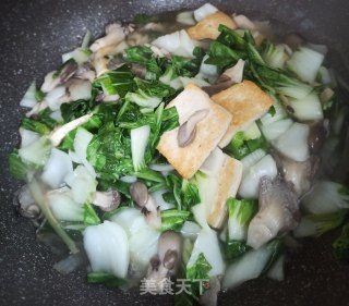 白菜豆腐蘑菇做法大全家常