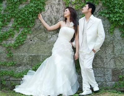 孕妇梦见拍婚纱照