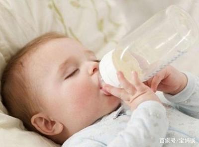 宝宝喝不完的奶粉可以放多久