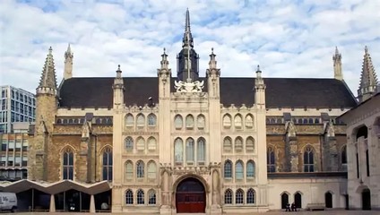 伦敦国际仲裁院
