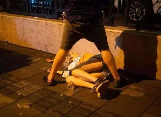 酒吧捡尸犯法吗